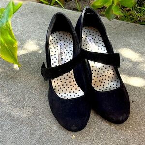 American Eagle AE Maryjane pumps size 7.5